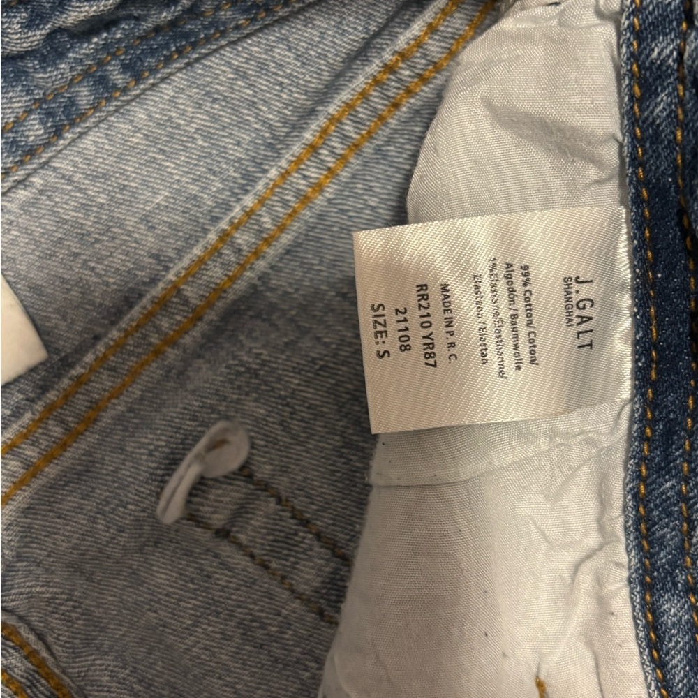 Brandy Melville John galt light wash blue jeans